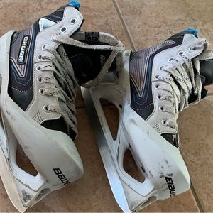 Bauer boys’ goalie skates sized 5